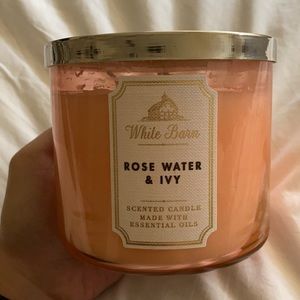 Rose Water & Ivy scented candle